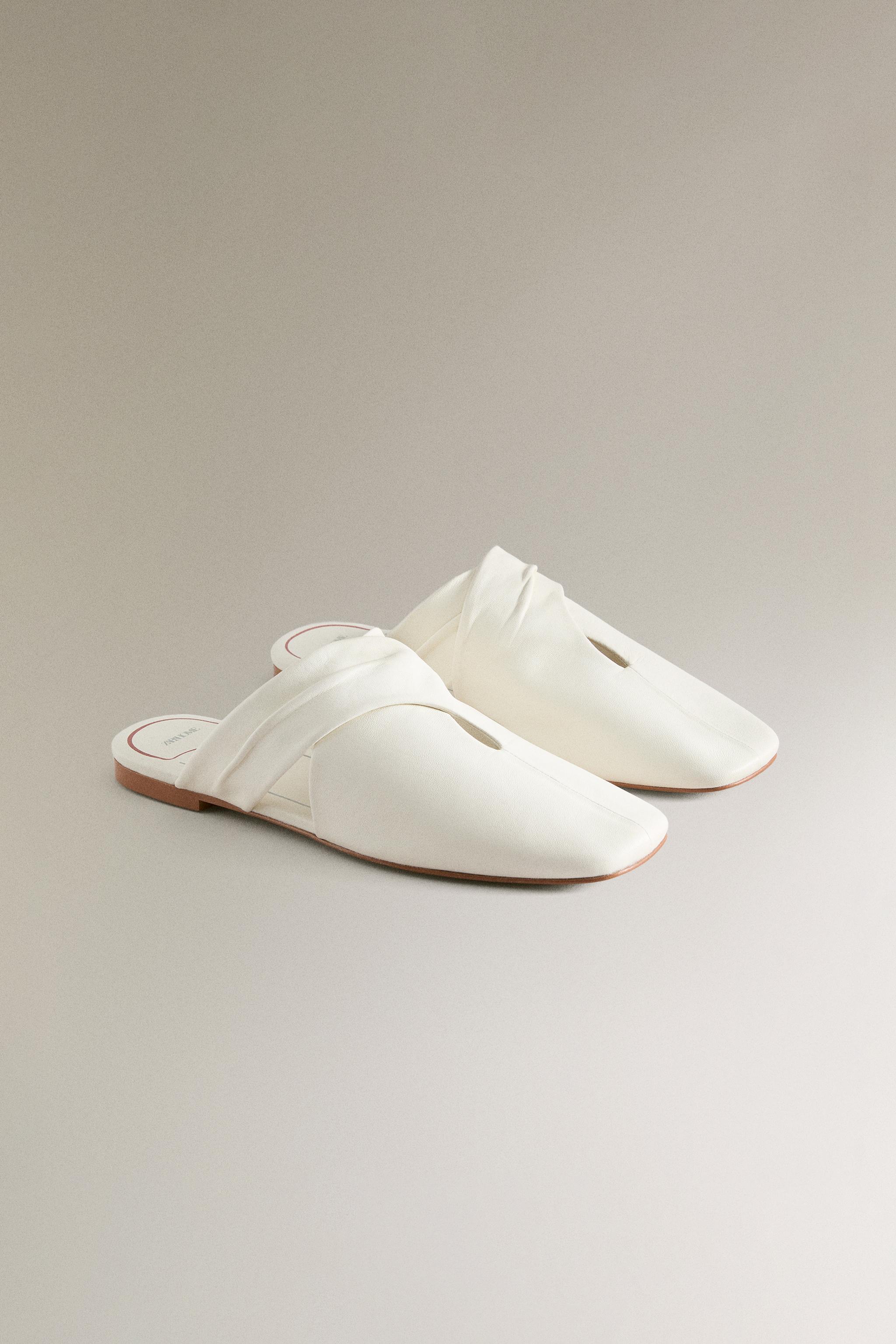 CROSSOVER LEATHER MULES